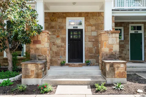 $765,000 | 2057 Zach Scott Street, Austin, TX 78723