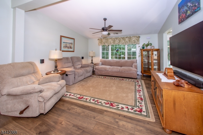 13 Deer Run Road Newton, NJ 07860 - Photo 4 of 25