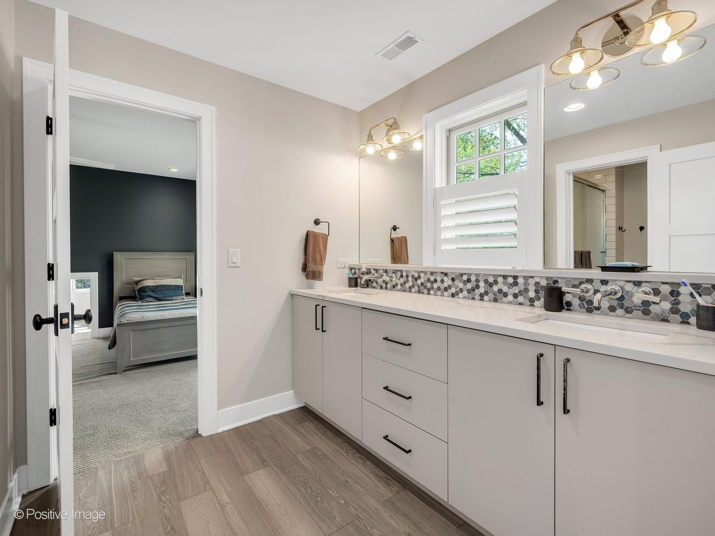 1303 North Cross Street Wheaton, IL 60187 - Photo 25 of 59