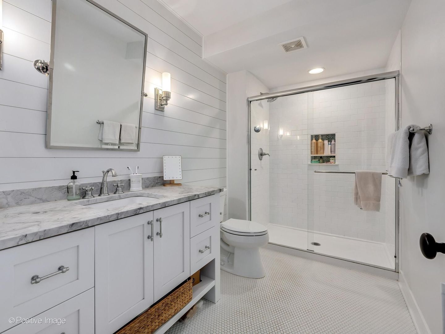 1303 North Cross Street Wheaton, IL 60187 - Photo 30 of 59