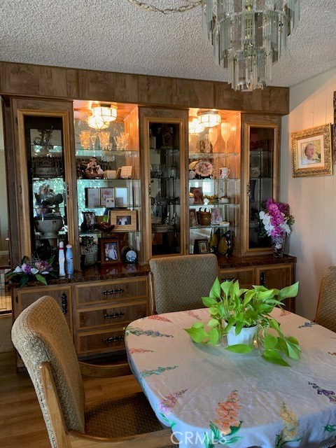 4401 Camelot Place Bakersfield, CA 93301 - Photo 18 of 37