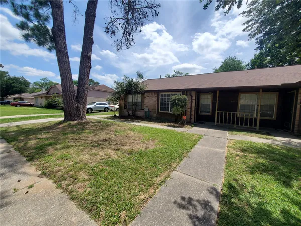 $1,400 | 2306 Spring Dusk Drive, Spring, TX 77373