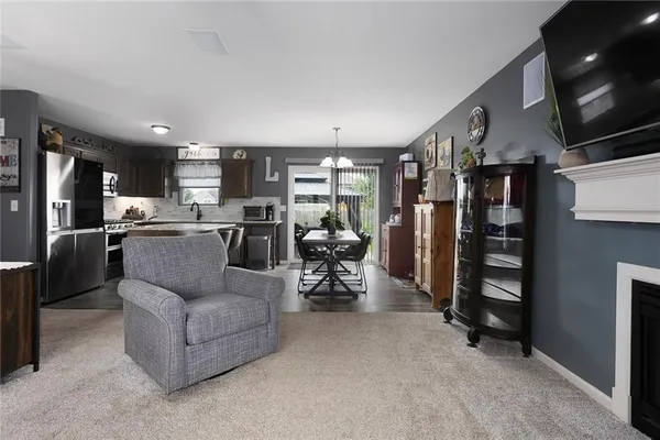 $340,000 | 305 193rd Street, Smithville, MO 64089