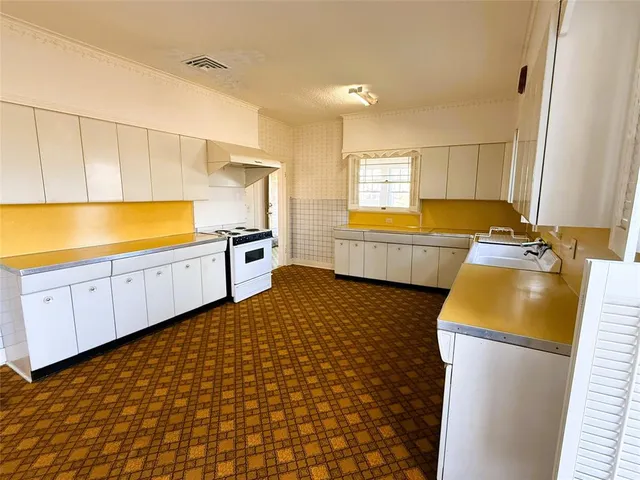 $135,000 | 2247 Dawson Drive, Haynesville, LA 71038