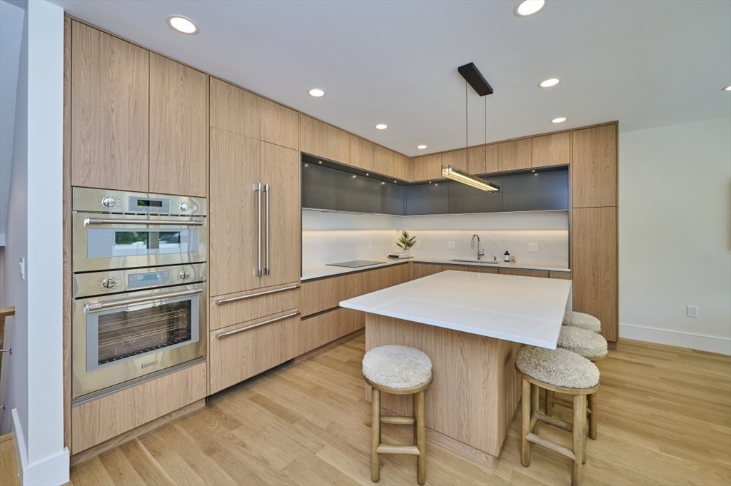 123 Fuller Street, Unit B Brookline, MA 02446 - Photo 8 of 41