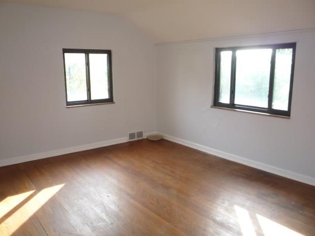 1142 Varner Road Pittsburgh, PA 15227 - Photo 13 of 22 Gallery Image 13