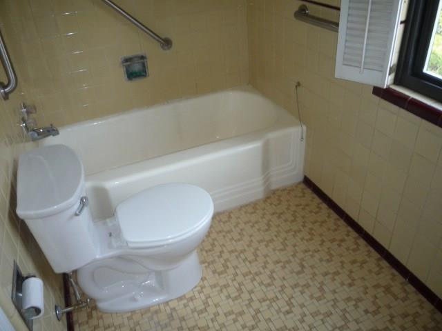 1142 Varner Road Pittsburgh, PA 15227 - Photo 15 of 22 Gallery Image 15