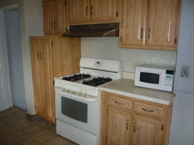 1142 Varner Road Pittsburgh, PA 15227 - Photo 6 of 22 Gallery Image 6