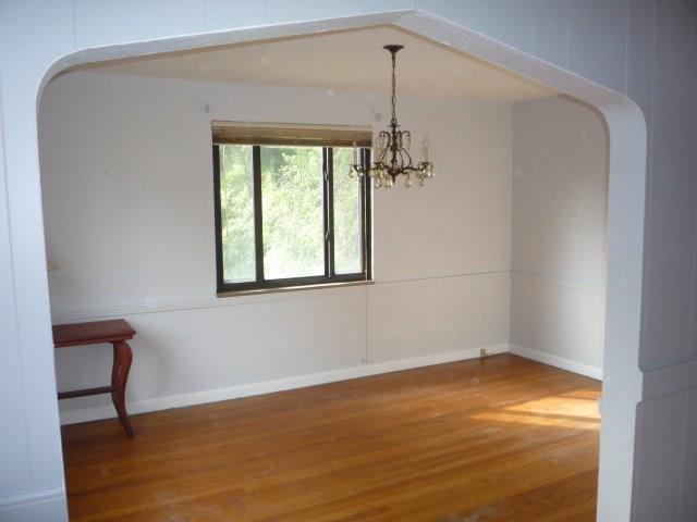 1142 Varner Road Pittsburgh, PA 15227 - Photo 9 of 22 Gallery Image 9