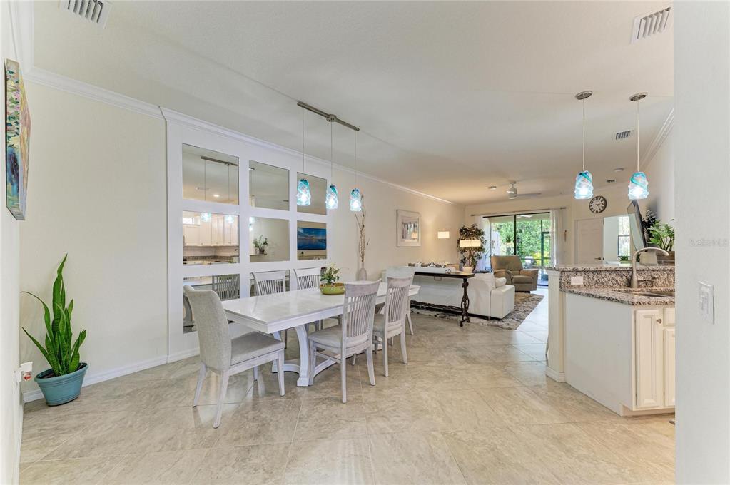 12265 Amica Loop Venice, FL 34293 - Photo 16 of 88