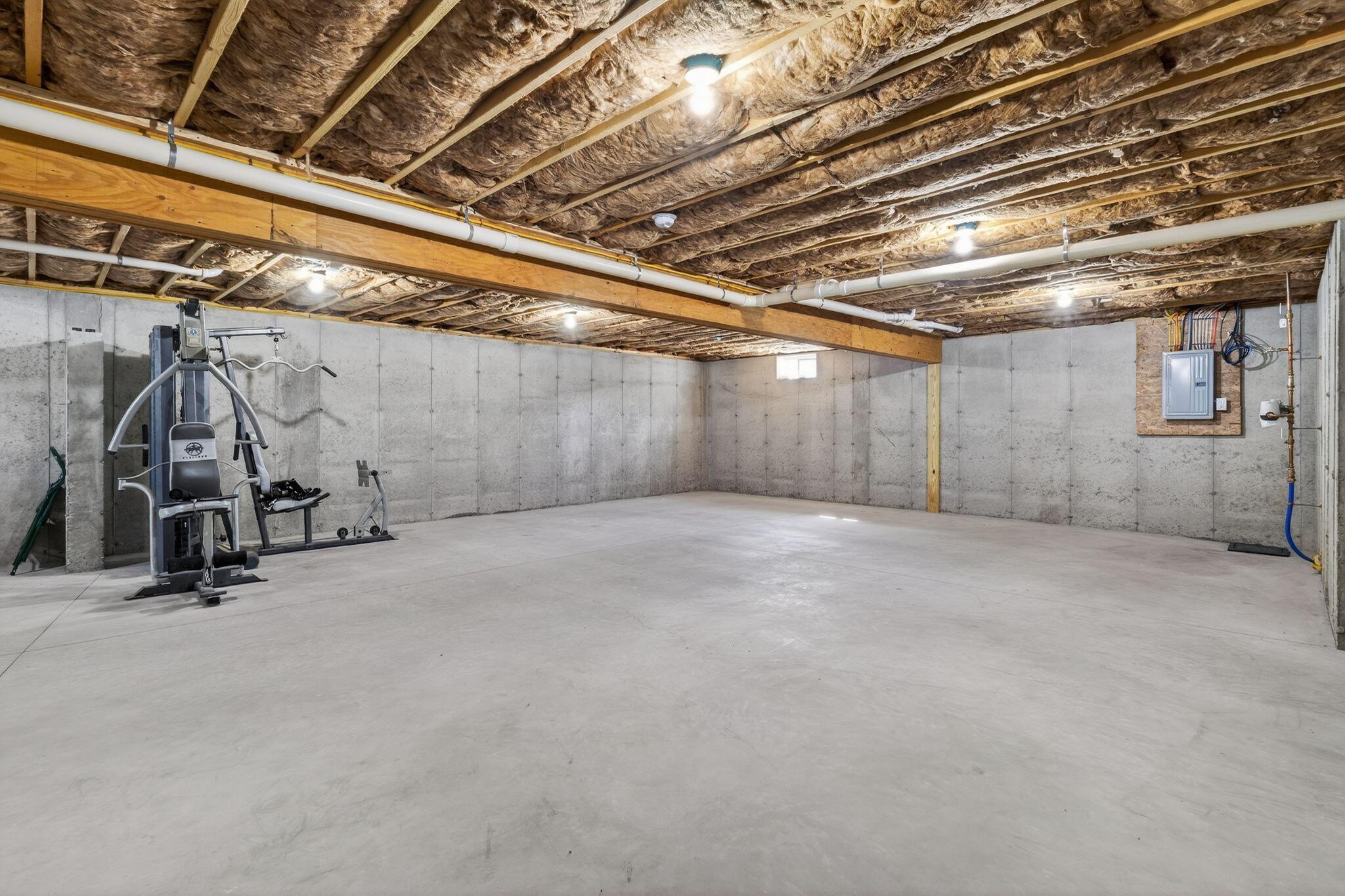 31 Meredith Drive Windham, ME 04062 - Photo 36 of 49 basement fitness flex space