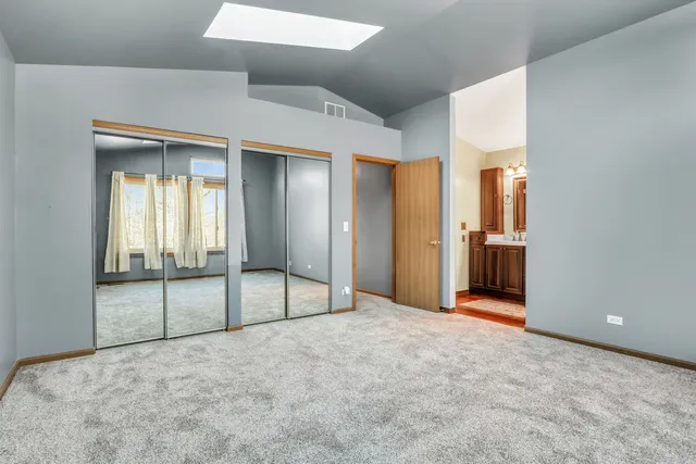 $3,400 | 1223 South Elder Lane, Waukegan, IL 60085