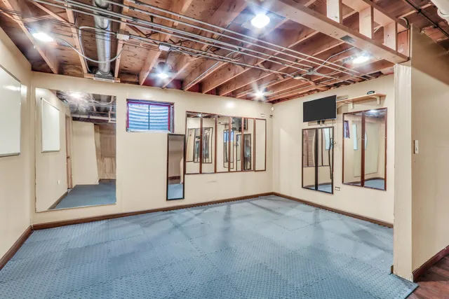 $3,400 | 1223 South Elder Lane, Waukegan, IL 60085