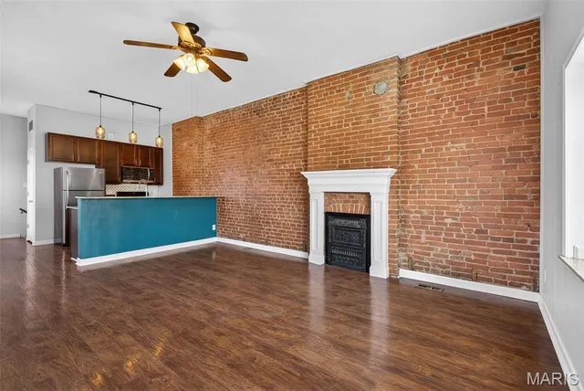 $225,000 | 6416 Brockschmidt Place, St. Louis, MO 63139