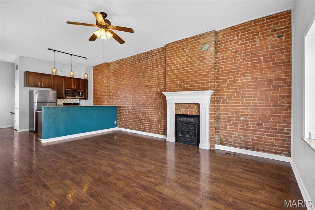 6416 Brockschmidt Place St. Louis, MO 63139 - Photo 3 of 30