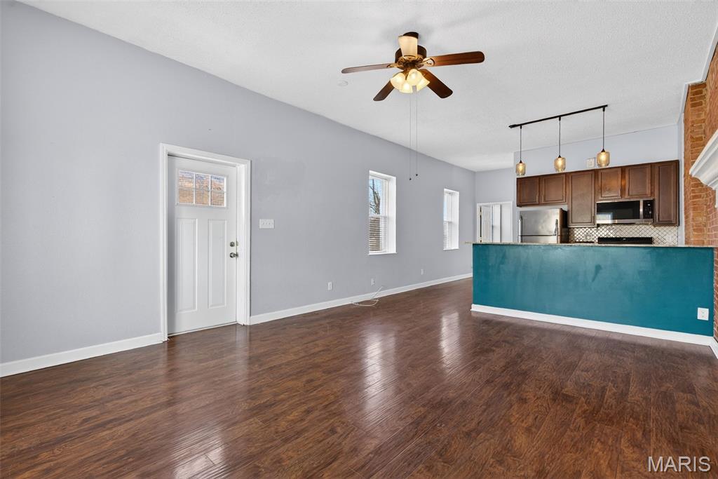 6416 Brockschmidt Place St. Louis, MO 63139 - Photo 4 of 30