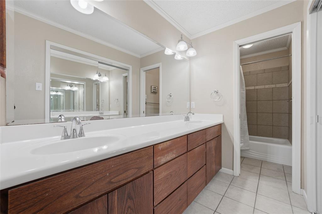 8240 Forest Ridge Drive Woodway, TX 76712 - Photo 14 of 17