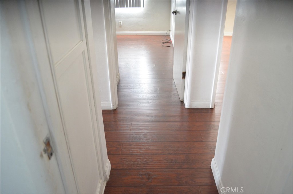 4139 St George Place Riverside, CA 92504 - Photo 32 of 42 Hallway by the living Room