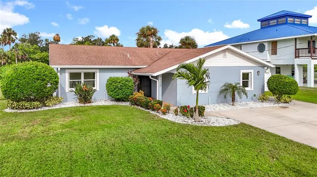 $559,900 | 9923 Bay Drive, Gibsonton, FL 33534