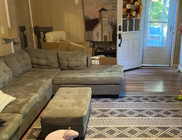 $97,000 | 756 Tudor Place, North Vernon, IN 47265