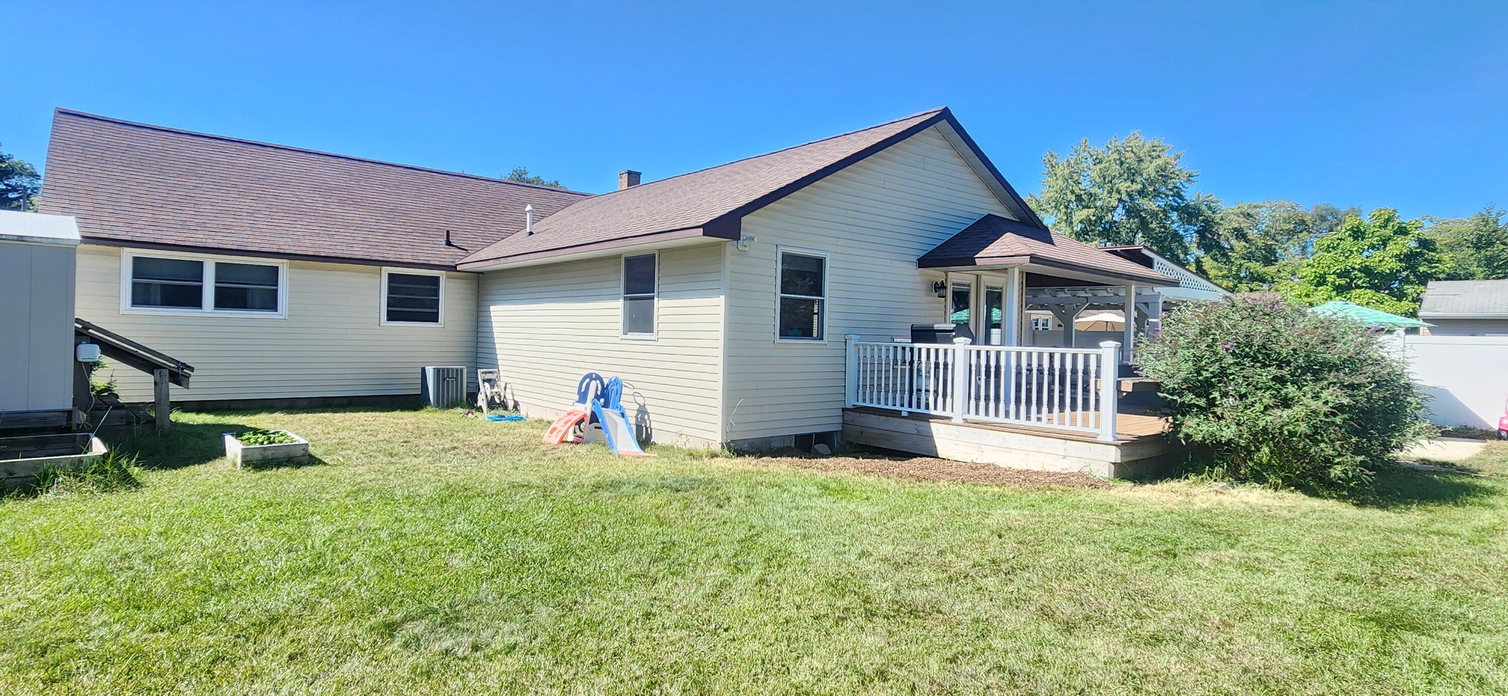2840 Quarterline Road Muskegon, MI 49444 - Photo 54 of 61 1000009903
