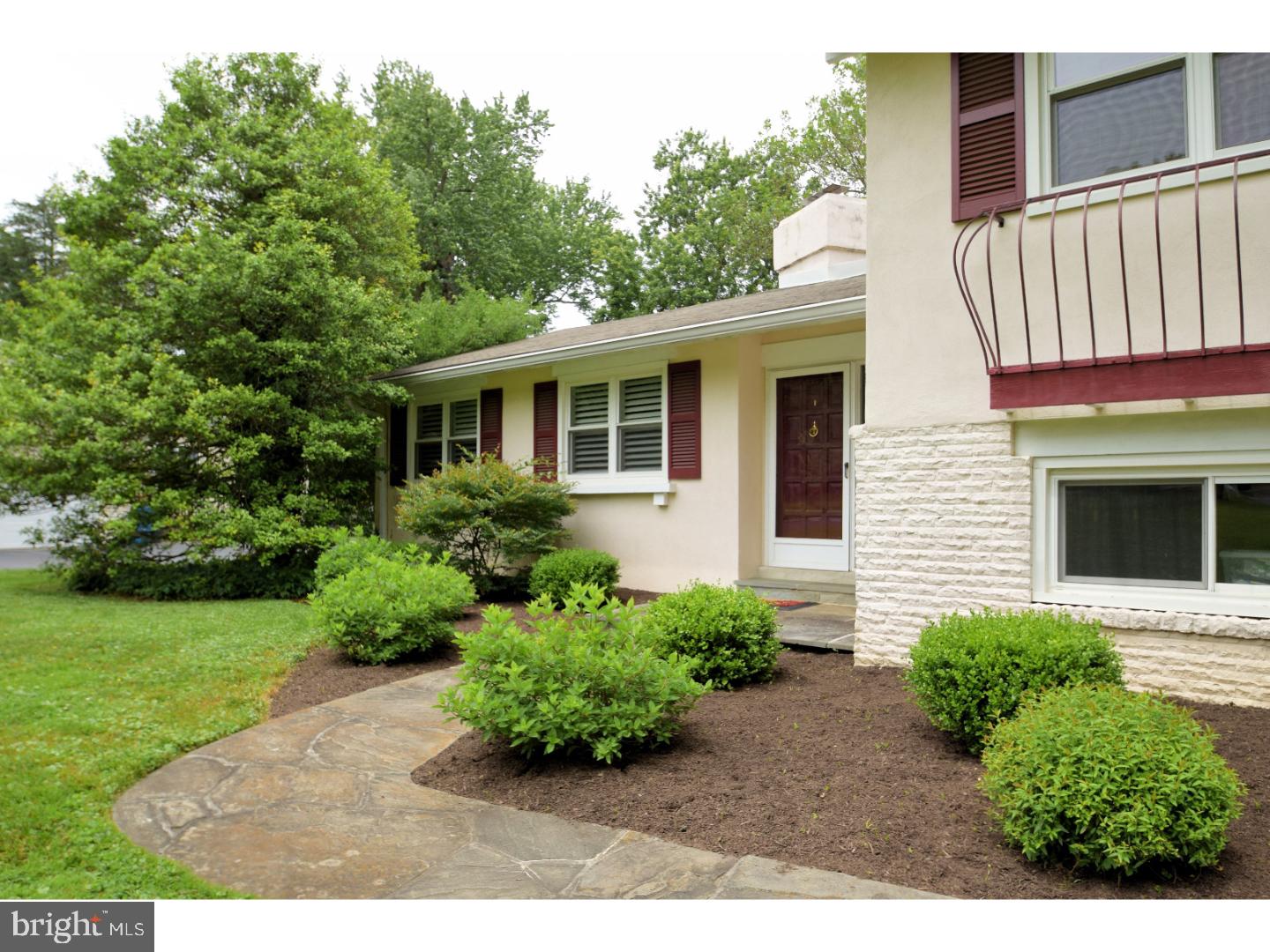 739 Upper Gulph Road Wayne, PA 19087 - Photo 2 of 25