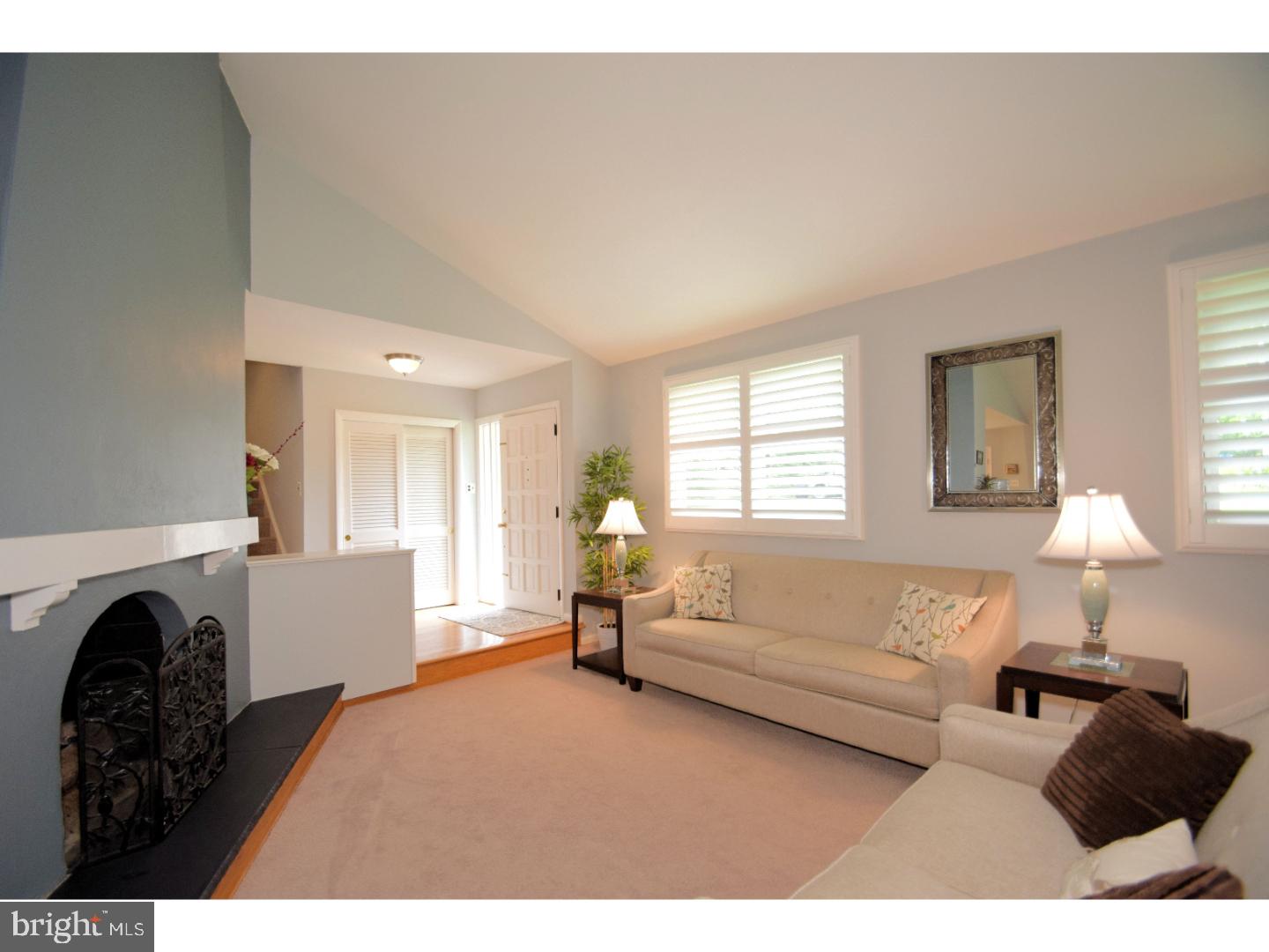 739 Upper Gulph Road Wayne, PA 19087 - Photo 4 of 25