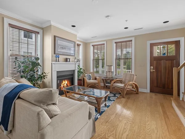 $510,000 | 5 Honora Lane, Unit 5, Bourne, MA 02532