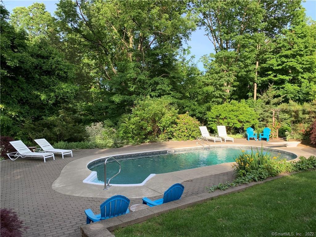 32 Saw Mill Road New Fairfield, CT 06812 - Photo 1 of 1 Gallery Image 1