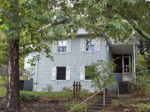 108 Morris Lane Oak Ridge, TN 37830 - Photo 1 of 10 Primary Photo
