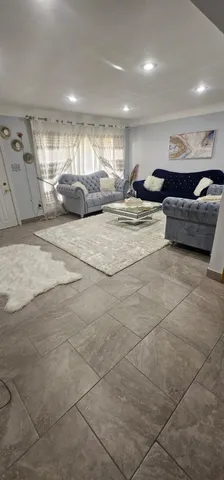 $1,950 | 8179 Whitefield Street, Dearborn Heights, MI 48127