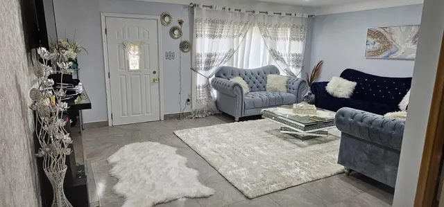 $1,950 | 8179 Whitefield Street, Dearborn Heights, MI 48127