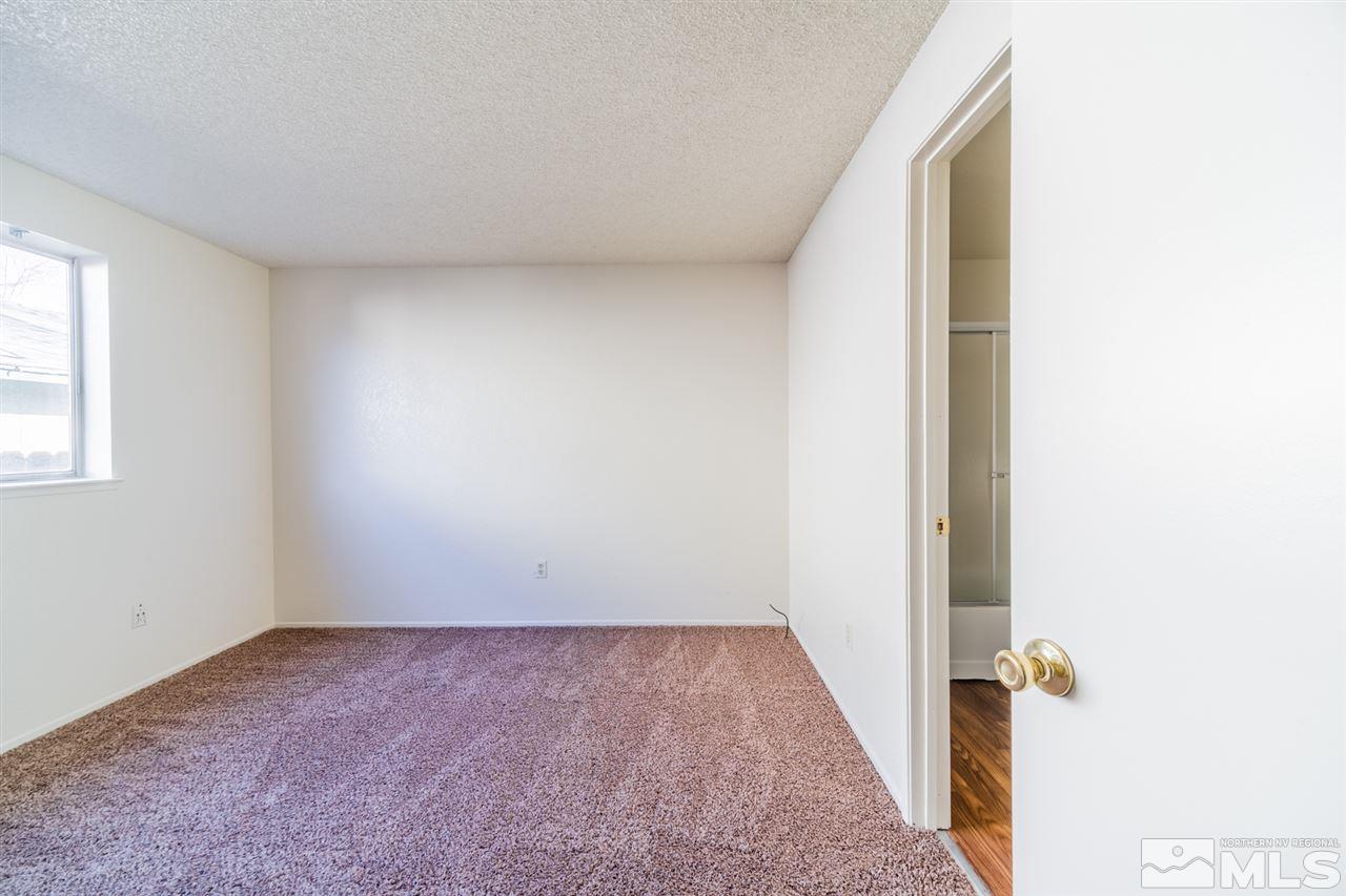 8445 Gipsy Way Reno, NV 89506 - Photo 28 of 40 Photo 28
