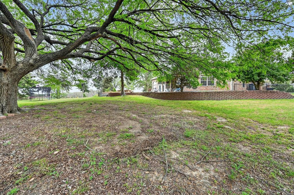4851 Stout Road Midlothian, TX 76065 - Photo 32 of 37