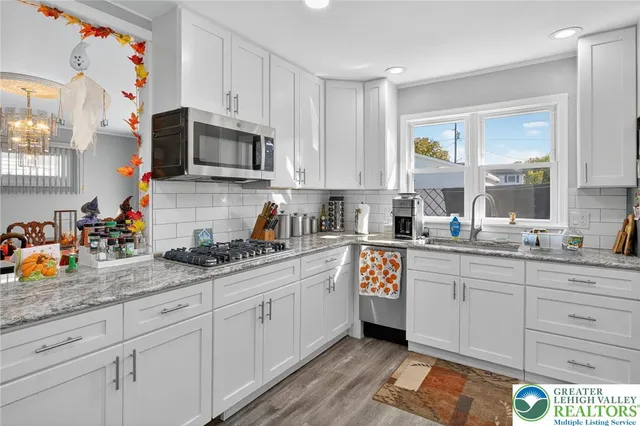 $375,000 | 58 East Lafayette Place, Wilkes Barre, PA 18702