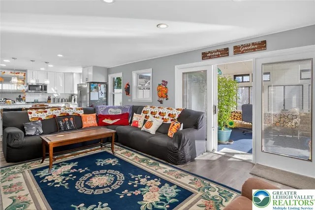 $375,000 | 58 East Lafayette Place, Wilkes Barre, PA 18702