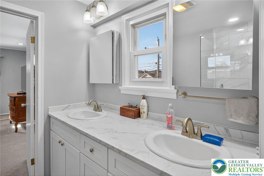 58 East Lafayette Place Wilkes Barre, PA 18702 - Photo 38 of 64