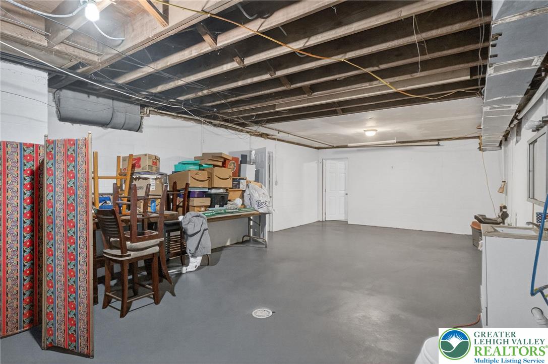 58 East Lafayette Place Wilkes Barre, PA 18702 - Photo 45 of 64