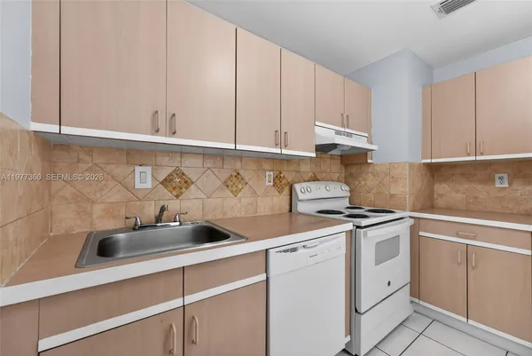 $2,500 | 7680 Southwest 156th Court, Unit B115, Miami, FL 33193