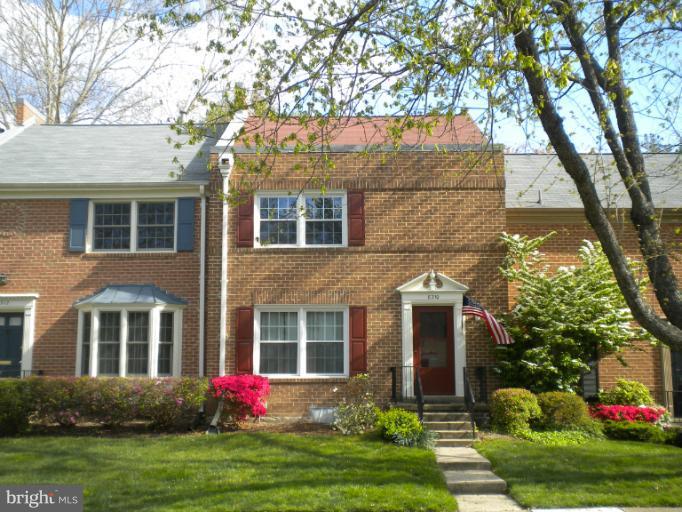 8310 Wickham Road Springfield, VA 22152 - Photo 1 of 1 Exterior (Front)