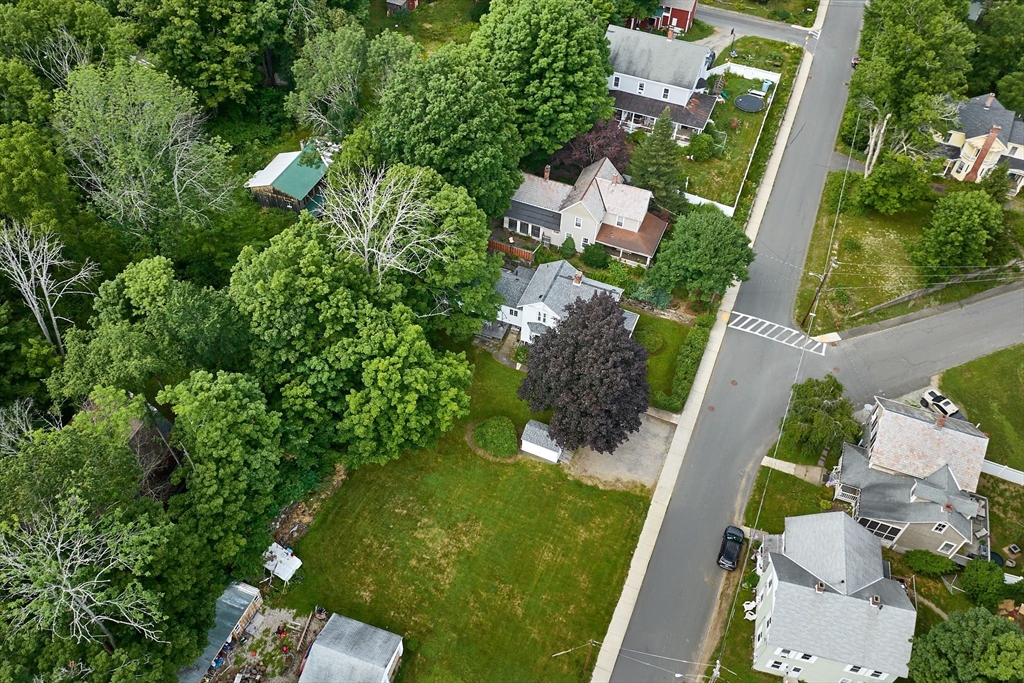 2 Pleasant Street Huntington, MA 01050 - Photo 28 of 36