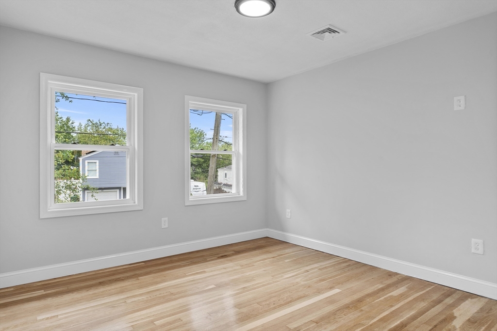 48 Lansing Road Lynn, MA 01904 - Photo 19 of 42 Gallery Image 19