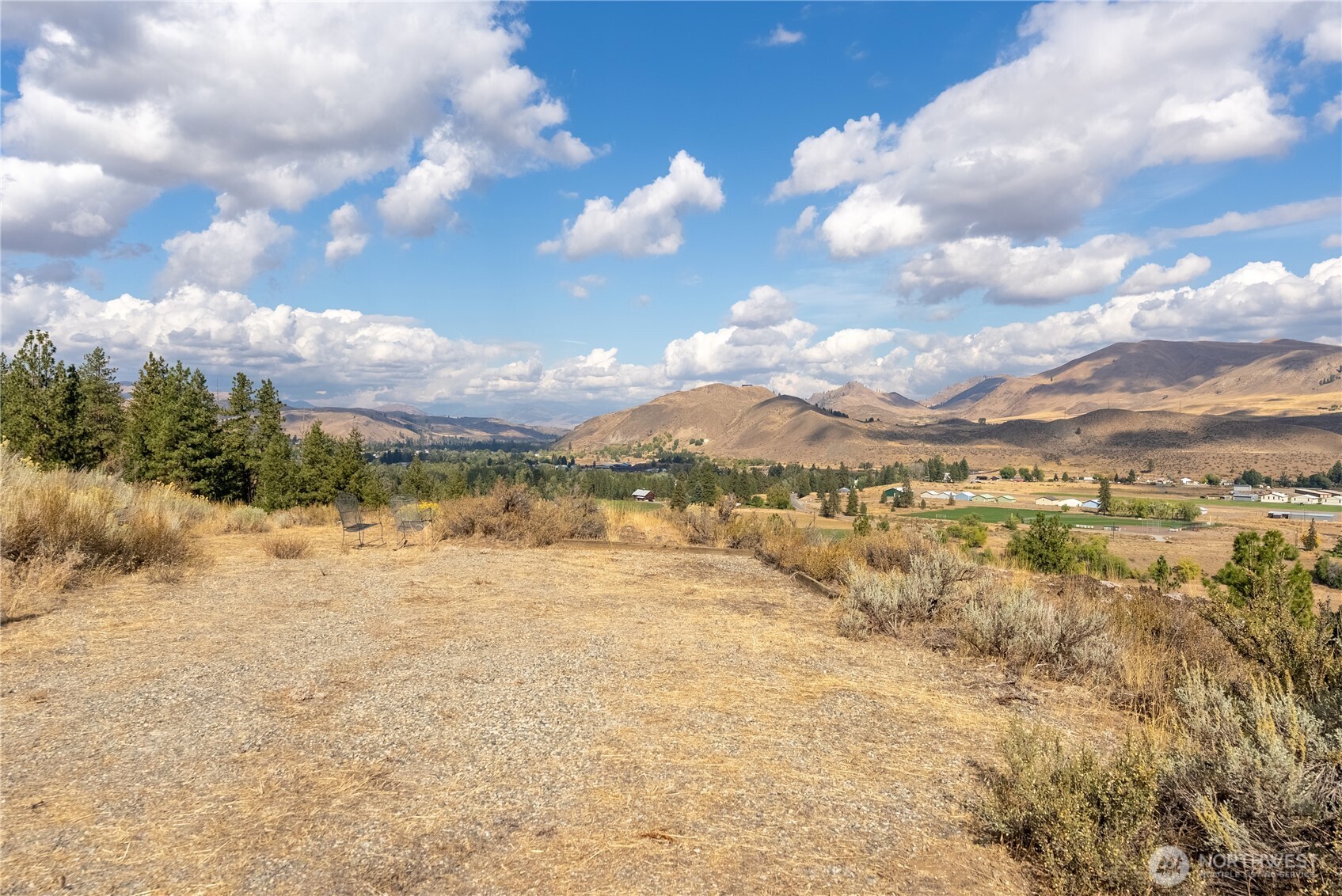 803 D Twisp Carlton Road Twisp, WA 98856 - Photo 4 of 16 a view of lake view and mountain