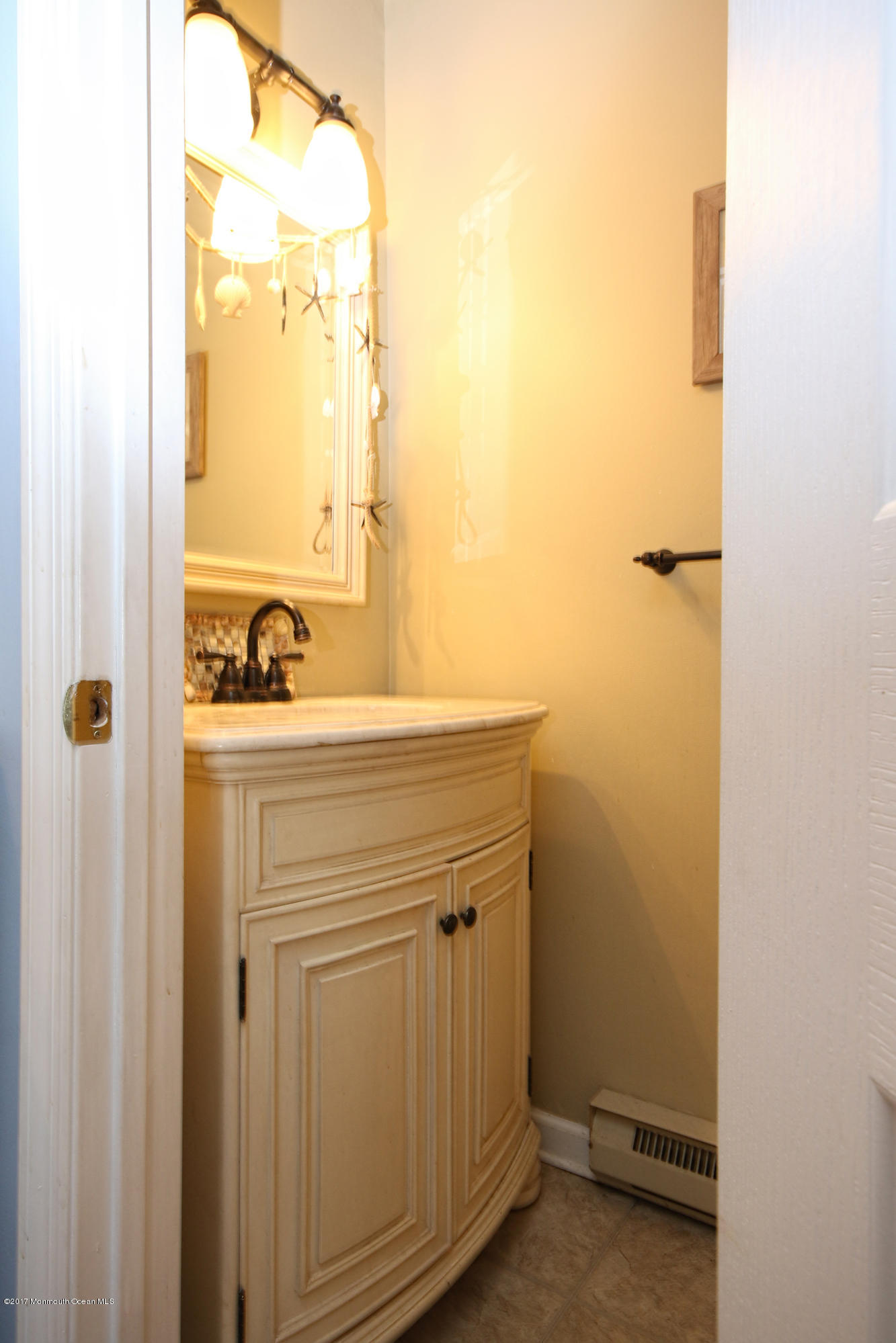 160 Pond Road Freehold, NJ 07728 - Photo 18 of 23 OE1A8840