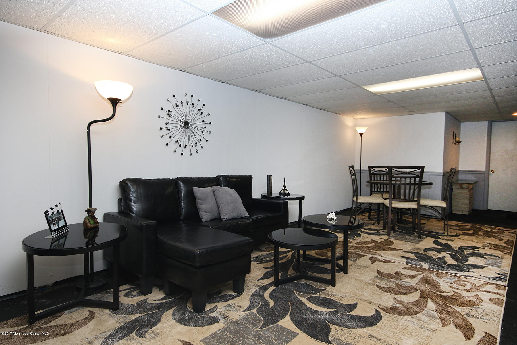 160 Pond Road Freehold, NJ 07728 - Photo 21 of 23 OE1A8844