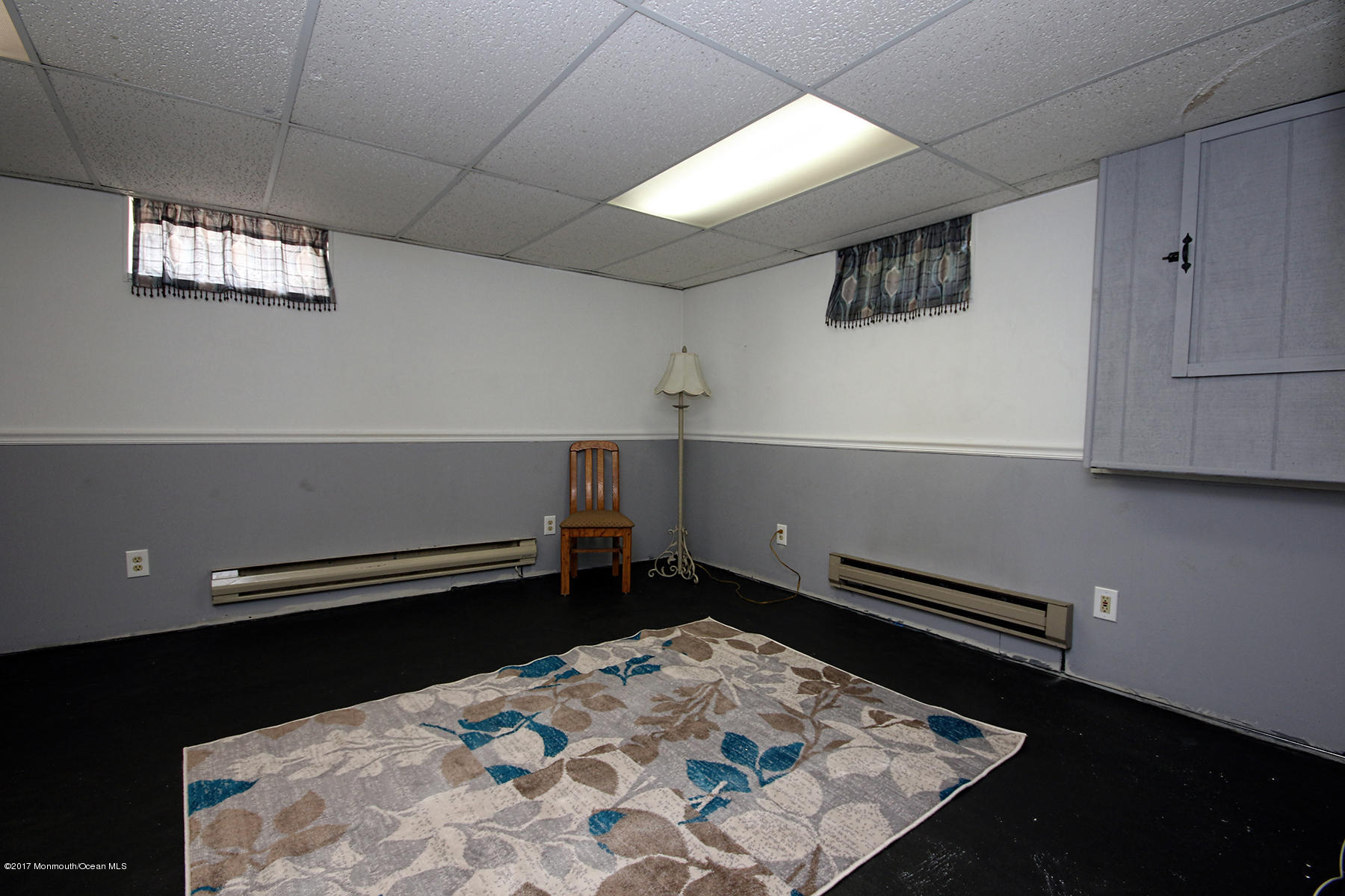 160 Pond Road Freehold, NJ 07728 - Photo 22 of 23 OE1A8845