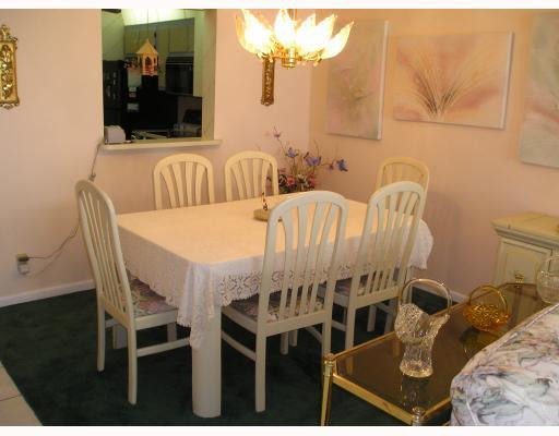 18761 Garbo Terrace, Unit 5 Boca Raton, FL 33496 - Photo 4 of 16 Dining Room