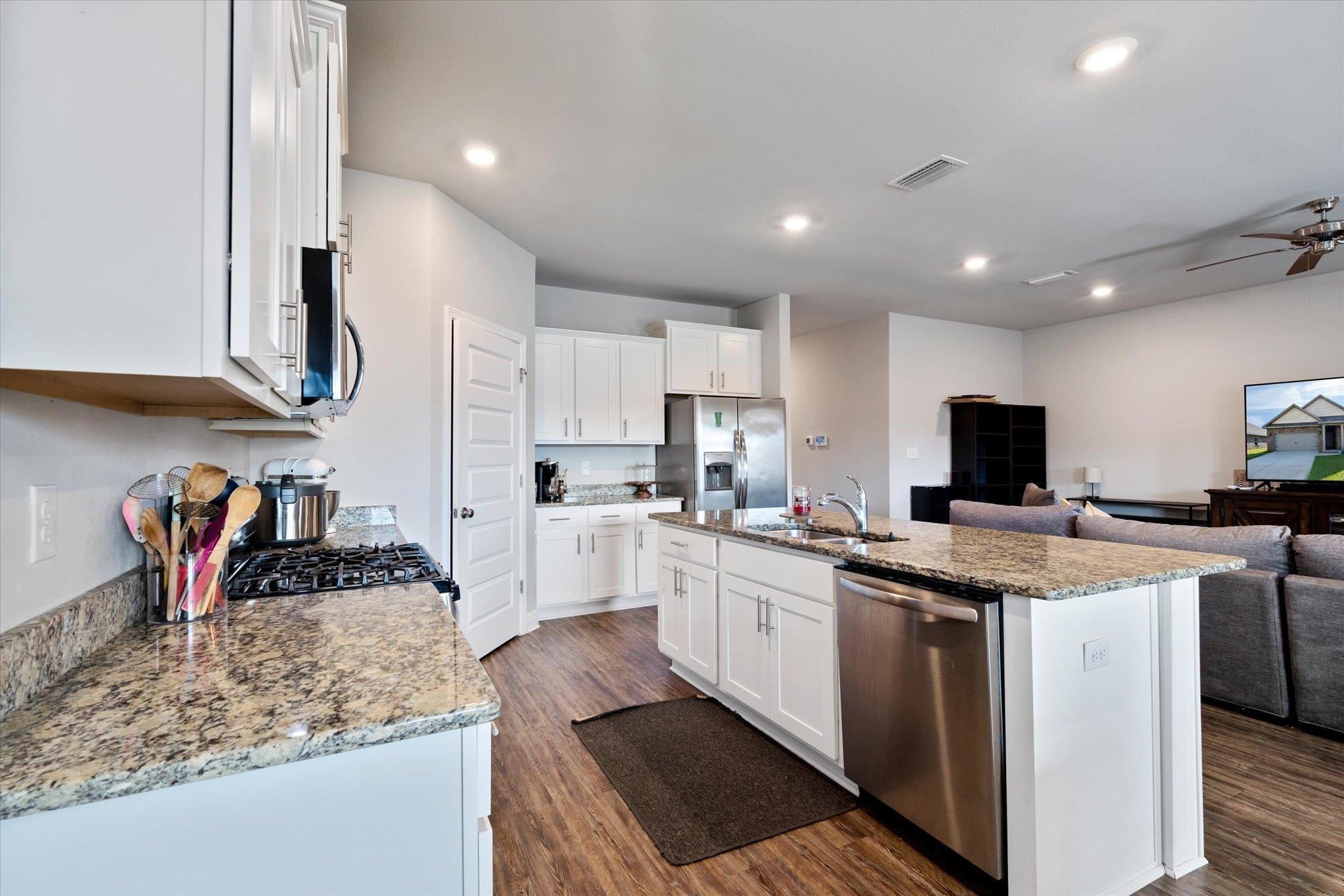 24668 Slater Mill Road Daphne, AL 36526 - Photo 5 of 22
