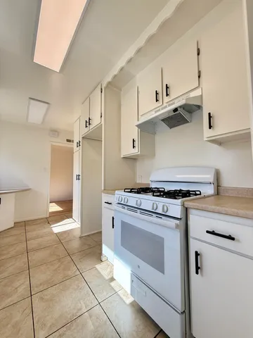 $399,900 | 1365 Jenner Street, Lancaster, CA 93534