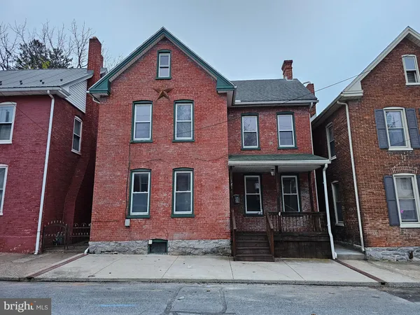 $259,900 | 121 Harrison Avenue, Waynesboro, PA 17268